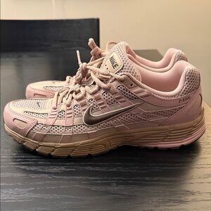 Nike P-6000 SE Womens